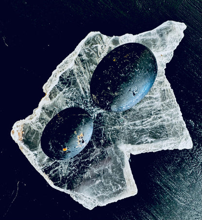 Black Tourmaline Palm Stone